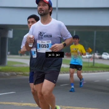 Runner Photo 7256793
