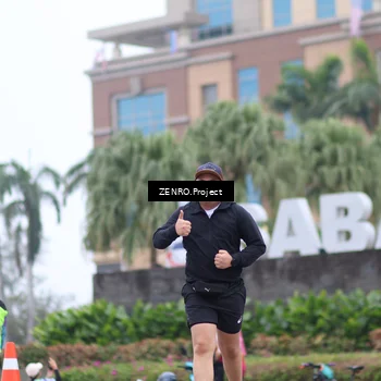 Runner Photo 7256859