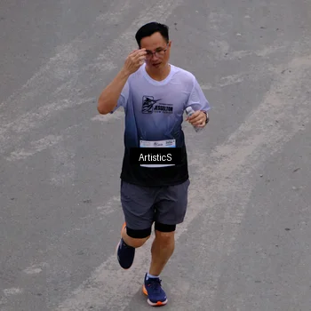 Runner Photo 7256864