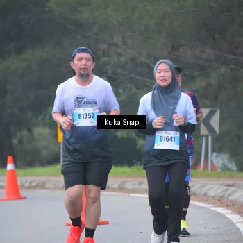 Runner Photo 7256868