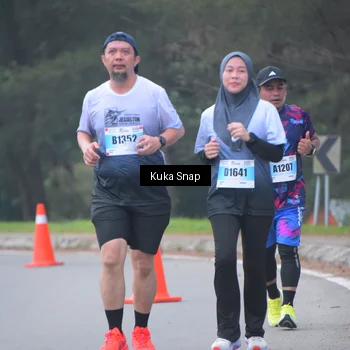 Runner Photo 7256903