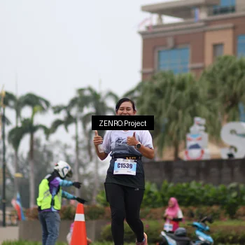 Runner Photo 7256905