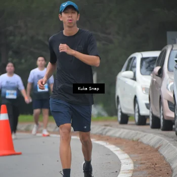 Runner Photo 7257946
