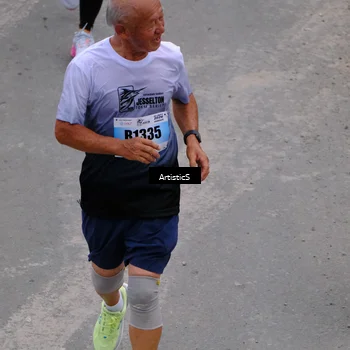 Runner Photo 7258060