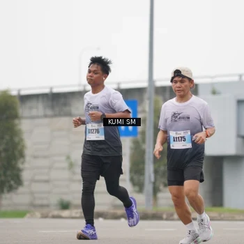 Runner Photo 7258338