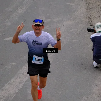 Runner Photo 7258516