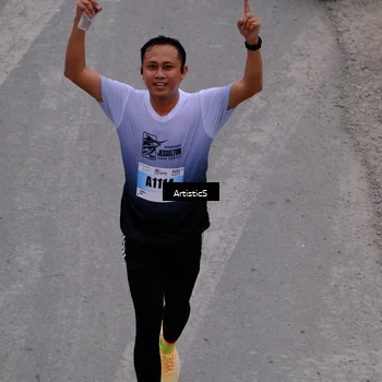 Runner Photo 7258544