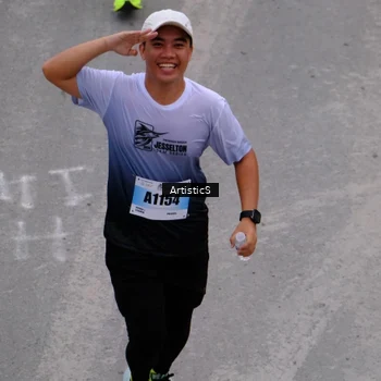 Runner Photo 7258769