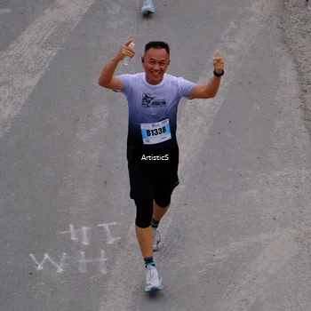 Runner Photo 7258900