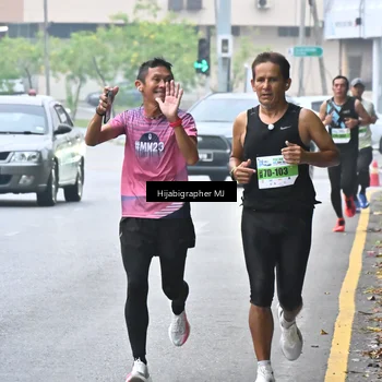 Runner Photo 7258959