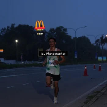 Runner Photo 7259136