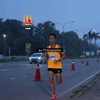 Runner Photo 7259263