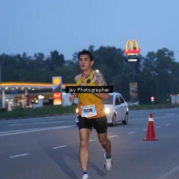 Runner Photo 7259343