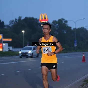 Runner Photo 7259356