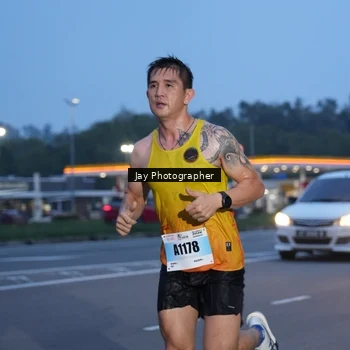 Runner Photo 7259377
