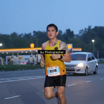 Runner Photo 7259380