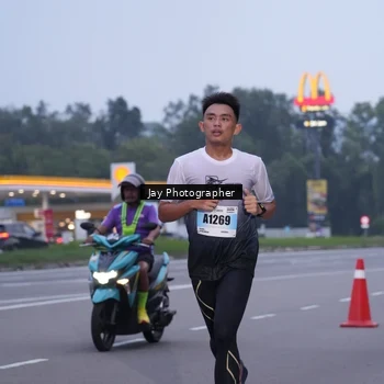 Runner Photo 7259689