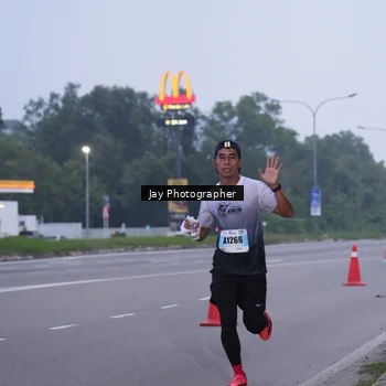 Runner Photo 7259700