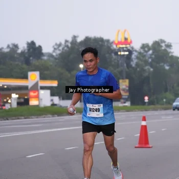 Runner Photo 7259778