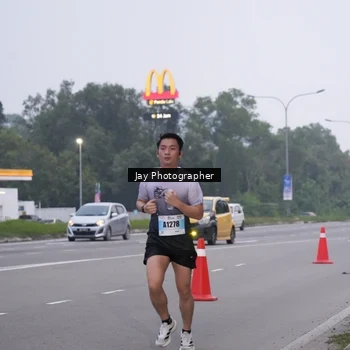 Runner Photo 7259817