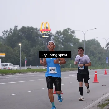 Runner Photo 7259828