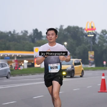 Runner Photo 7259852