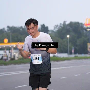 Runner Photo 7259858