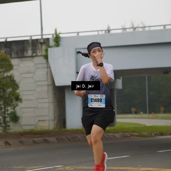 Runner Photo 7260100