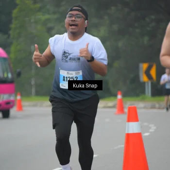 Runner Photo 7260397