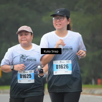Runner Photo 7260473