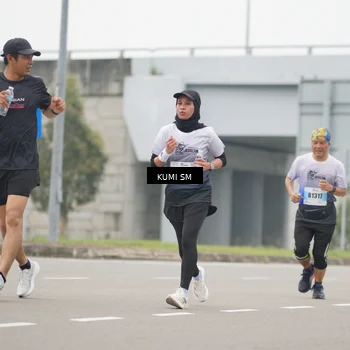 Runner Photo 7260749
