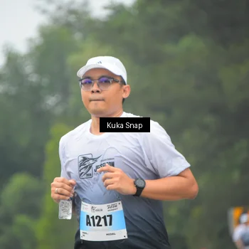 Runner Photo 7261000