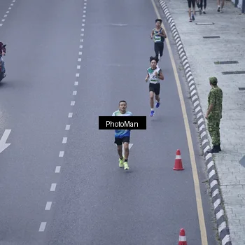 Runner Photo 7261100