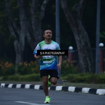 Runner Photo 7261355