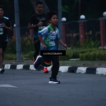 Runner Photo 7261390