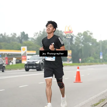 Runner Photo 7261409