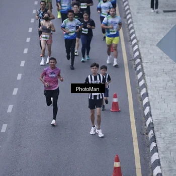 Runner Photo 7261444