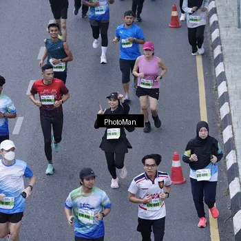 Runner Photo 7261789