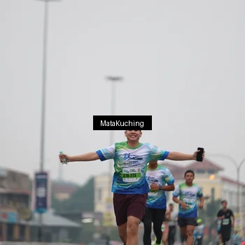 Runner Photo 7262001