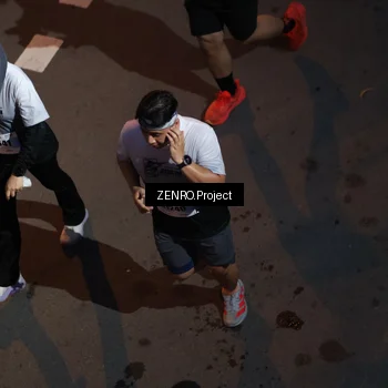 Runner Photo 7262002