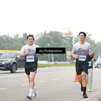 Runner Photo 7262578