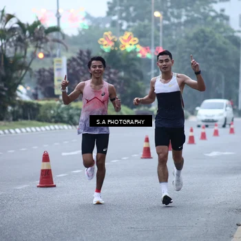 Runner Photo 7262898