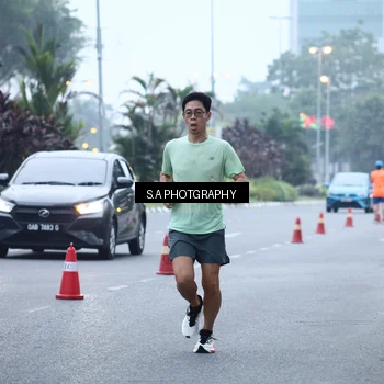 Runner Photo 7263351
