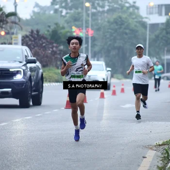 Runner Photo 7263450