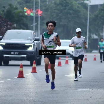 Runner Photo 7263542