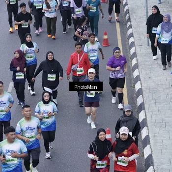 Runner Photo 7263698