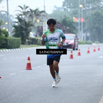 Runner Photo 7264344