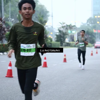 Runner Photo 7264369