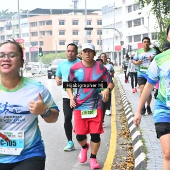 Runner Photo 7264393