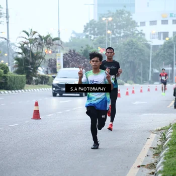 Runner Photo 7264535